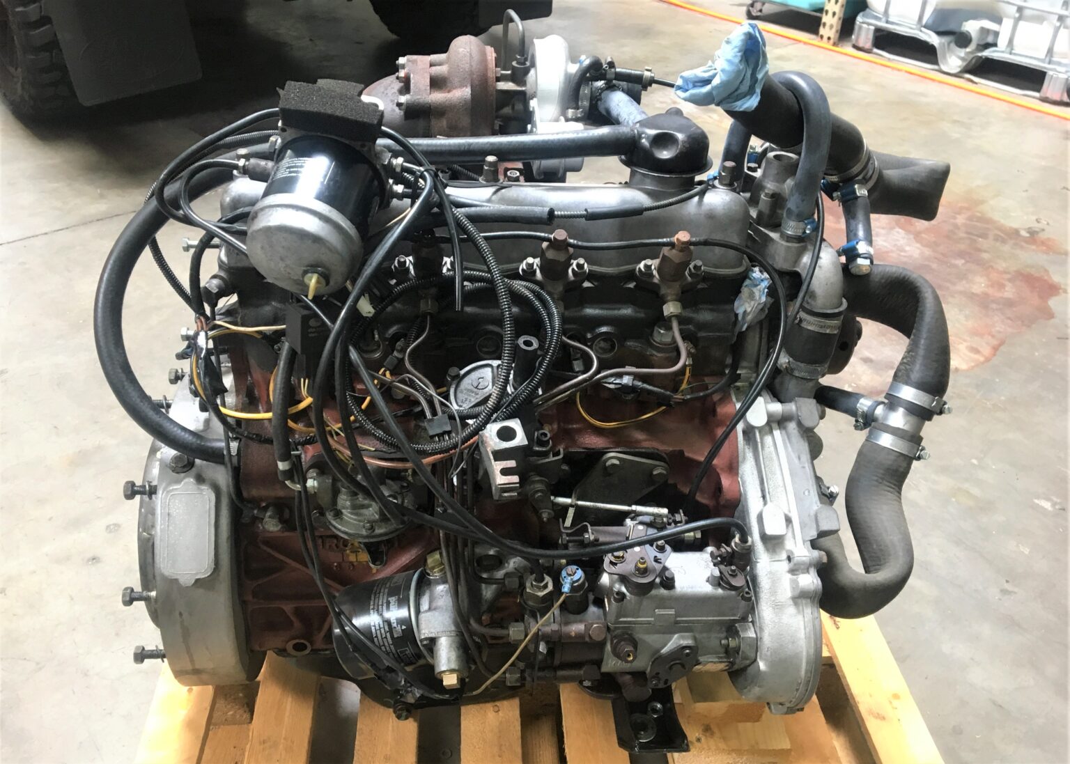 Low Mileage Land Rover Defender 2.5L TD 19J Engine for sale
