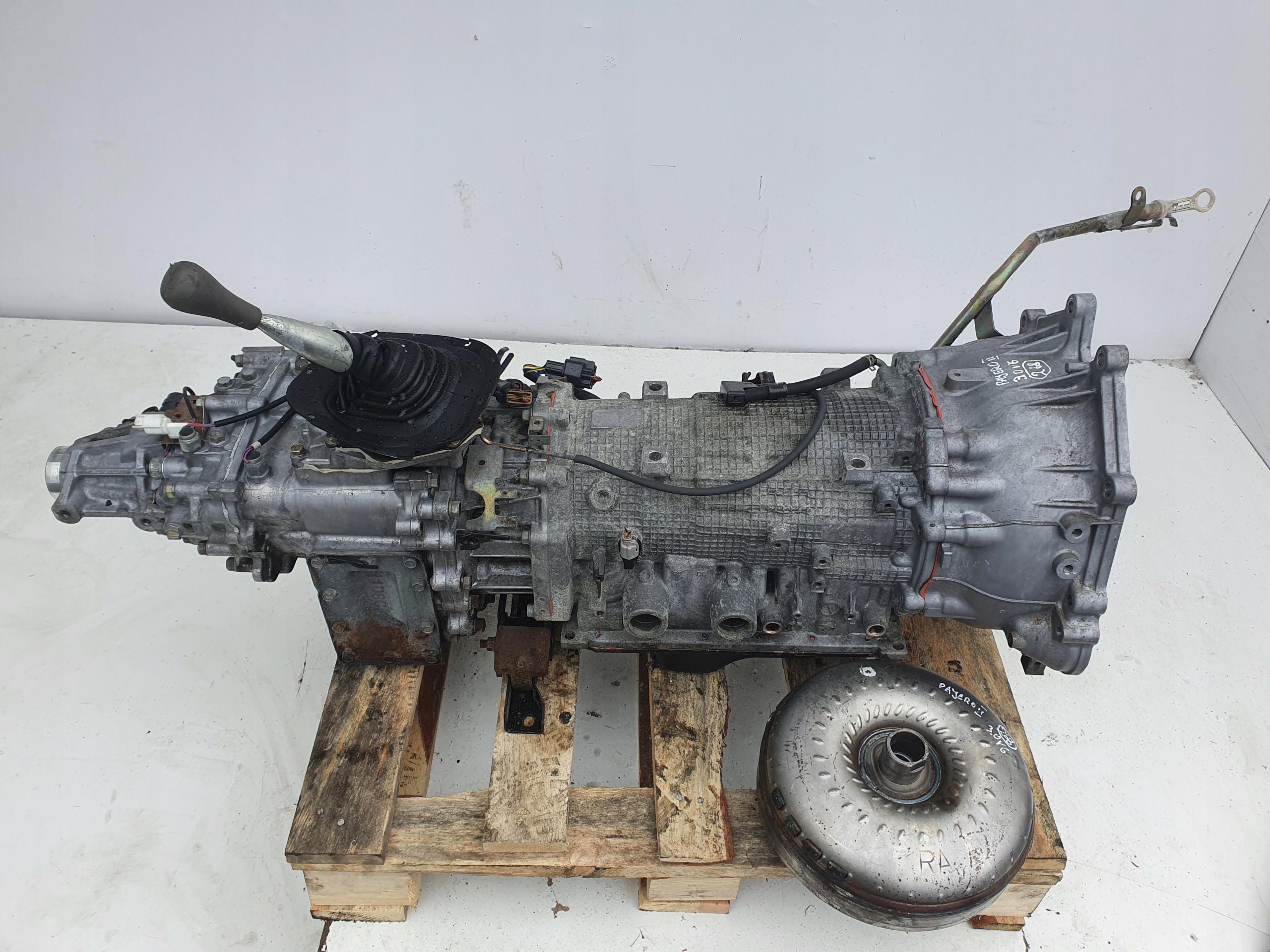 Mitsubishi Pajero 6G72 Engine & Automatic Transmission